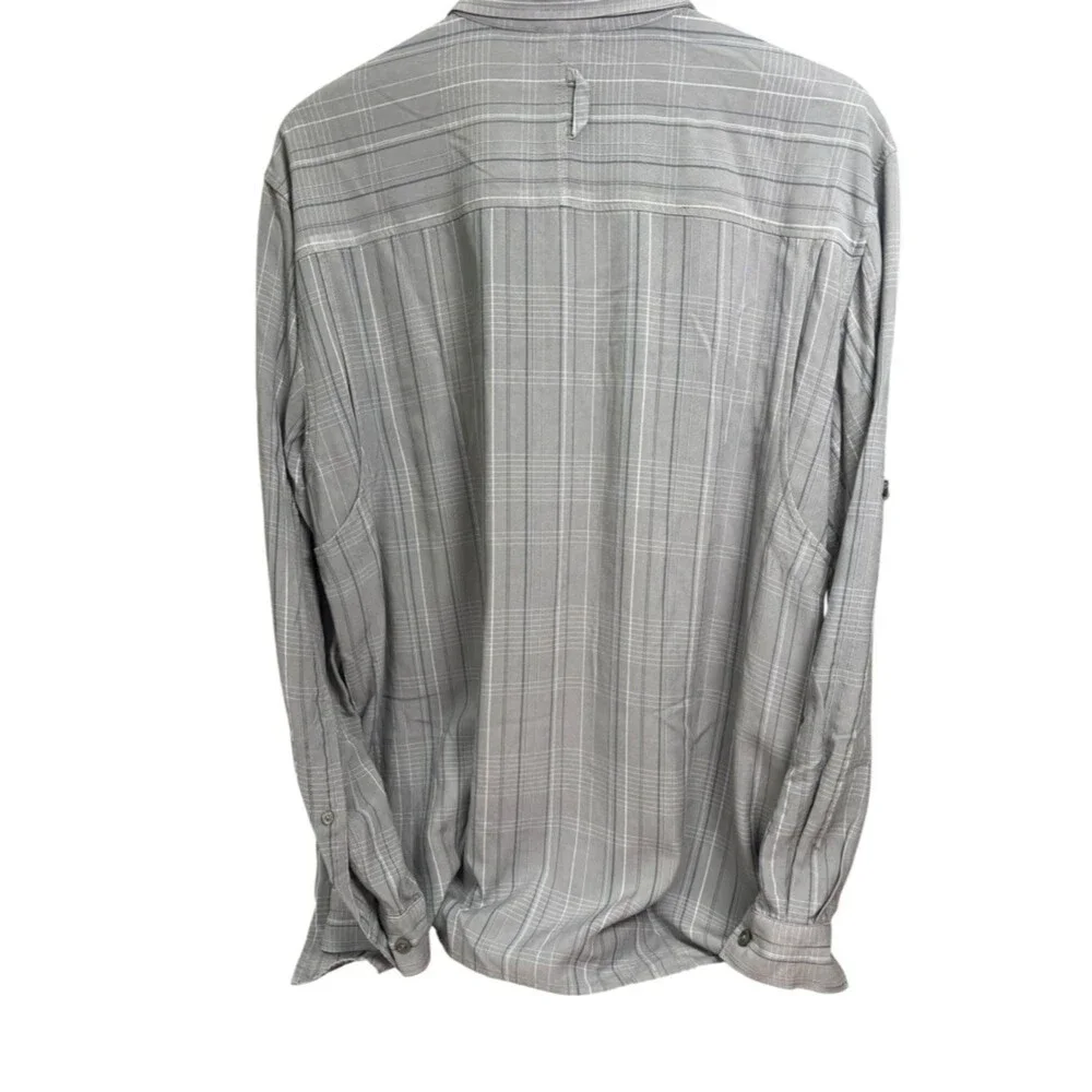 The North Face Vaporwick Gray/Wht/Blue Plaid Button-Up Vented Men’s L Shirt